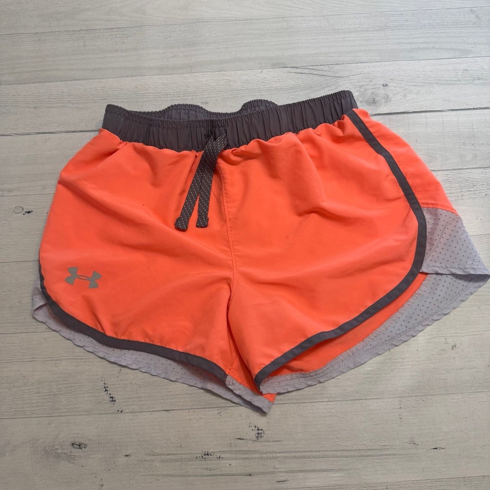 Under armour girls coral orange athletic shirt youth large